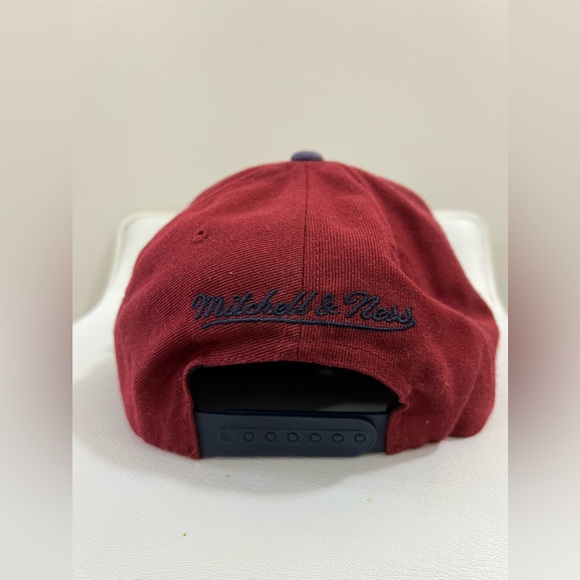 Cleveland Cavaliers Snapback Hat Mitchell & Ness - Picture 3 of 7